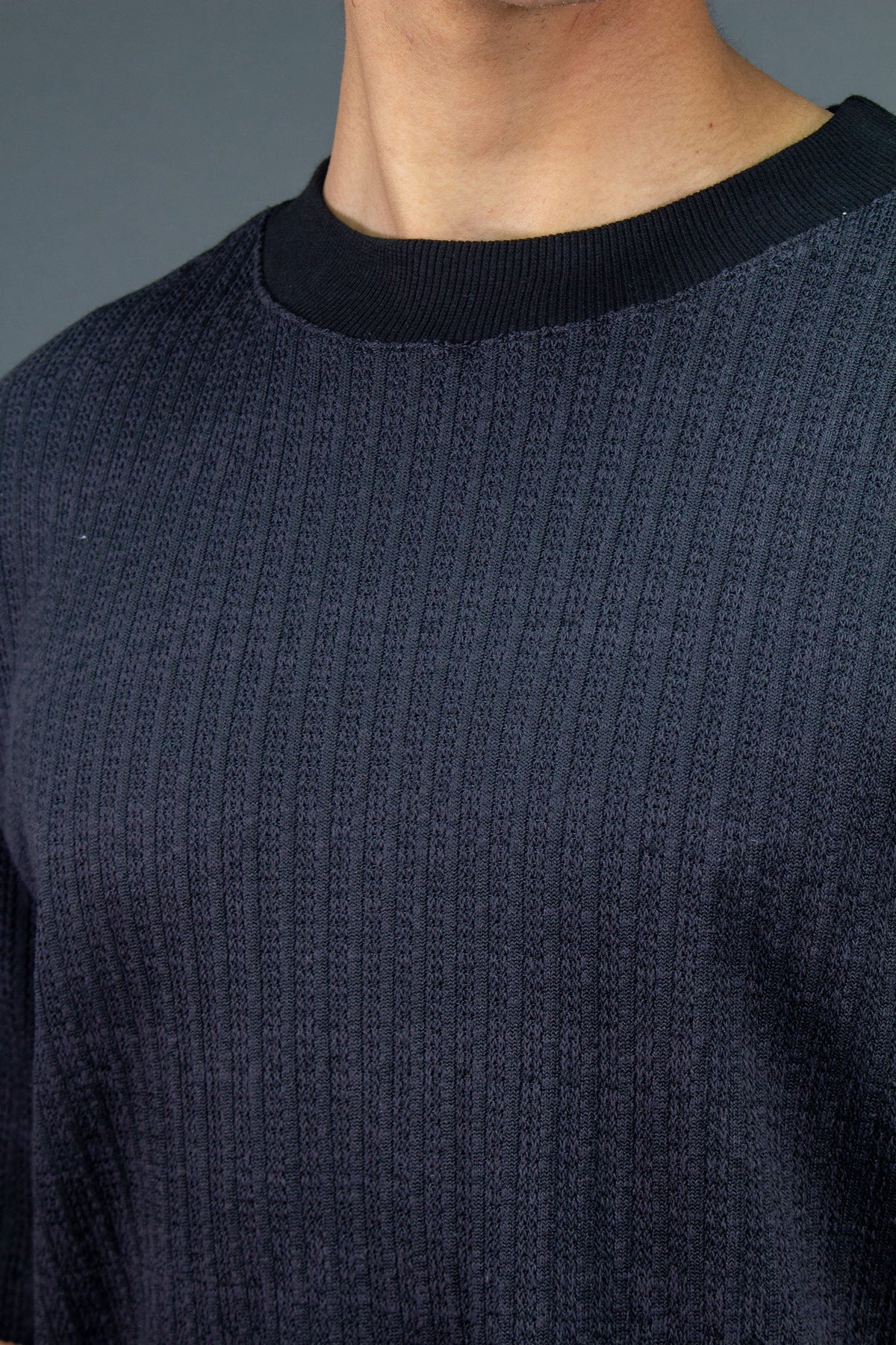 Camiseta Oversize MDL A.G. - modelo/detalle