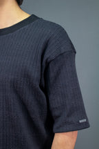 Camiseta Oversize MDL A.G. - modelo/detalle