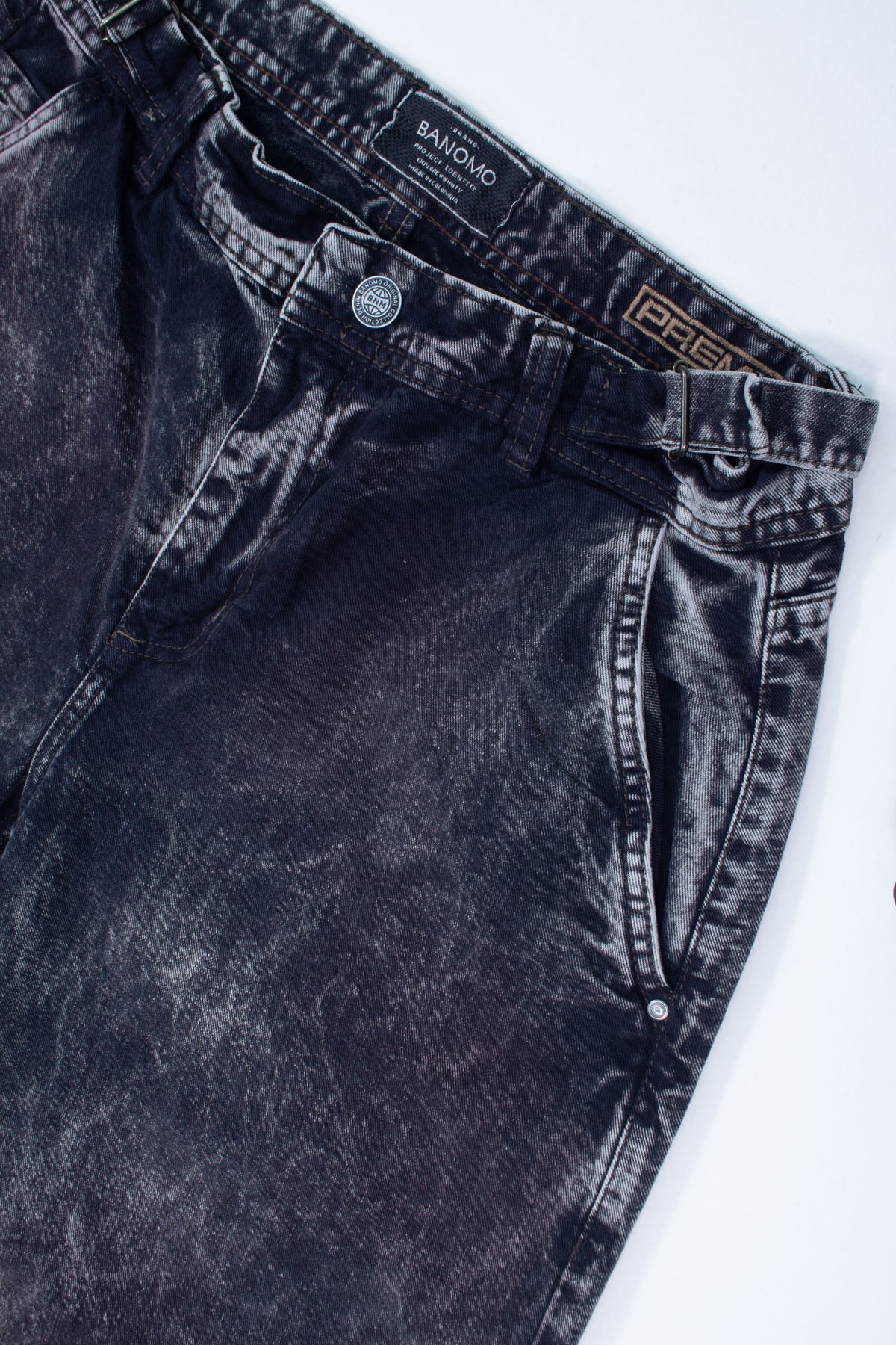 Jeans Baggy Correas Negro - modelo