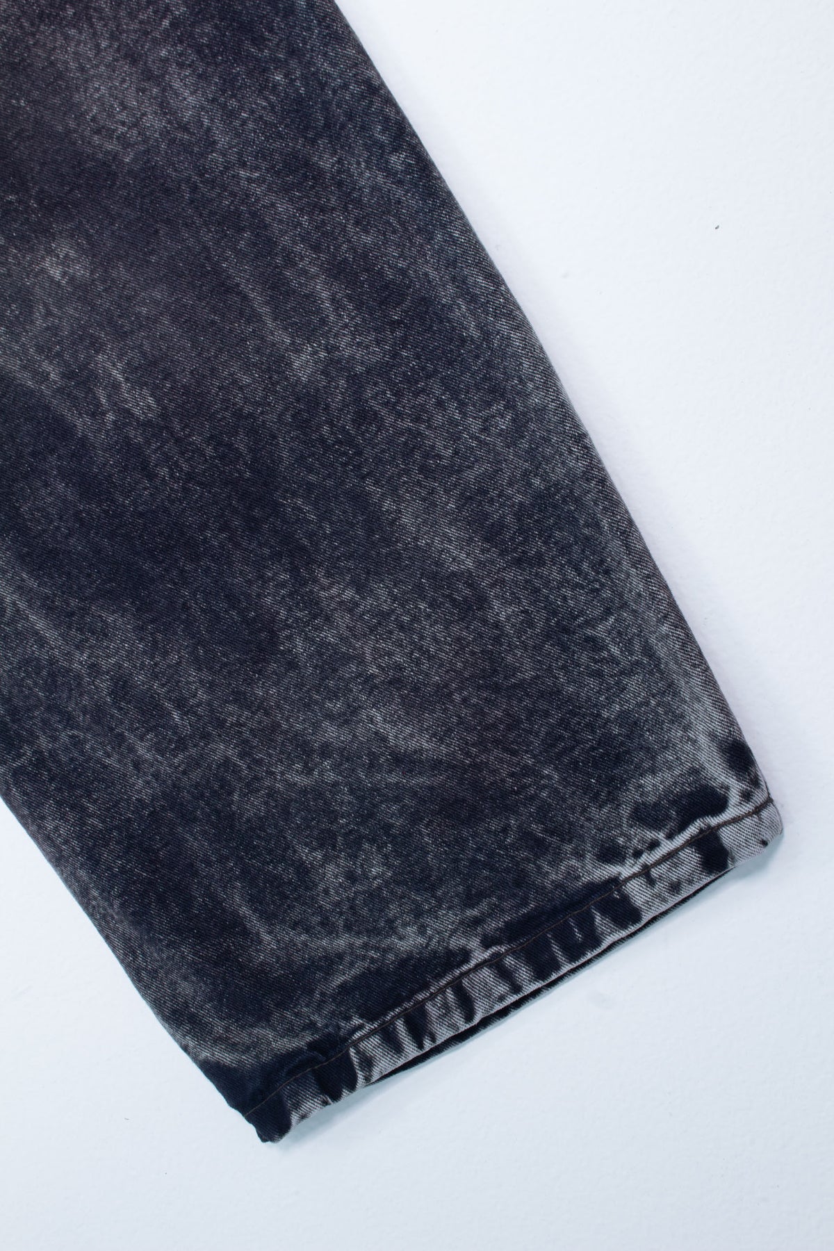 Jeans Baggy Correas Negro - modelo