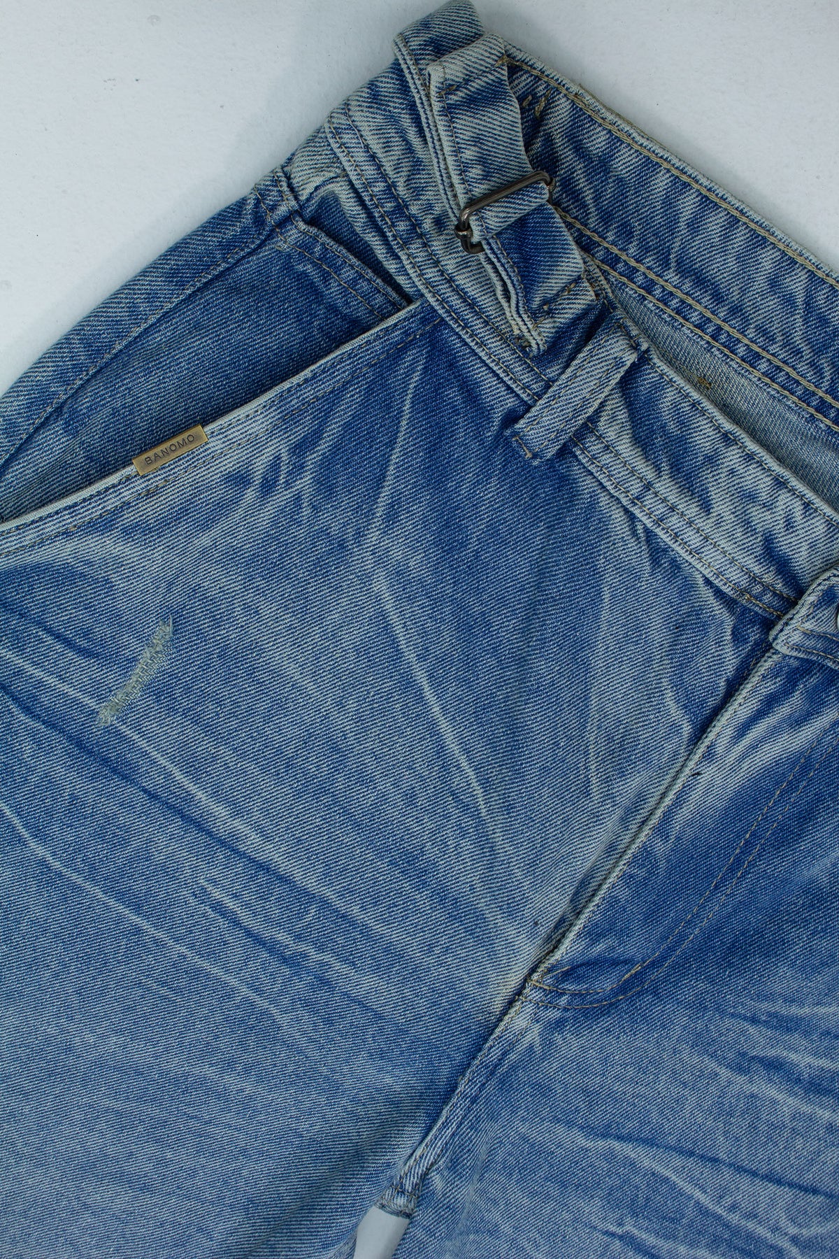 Jeans Baggy Correas Azul Frost - modelo